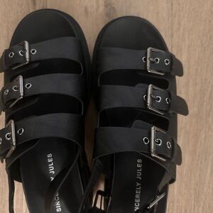 Sincerely Jules Black Multi-Strap Sandals
